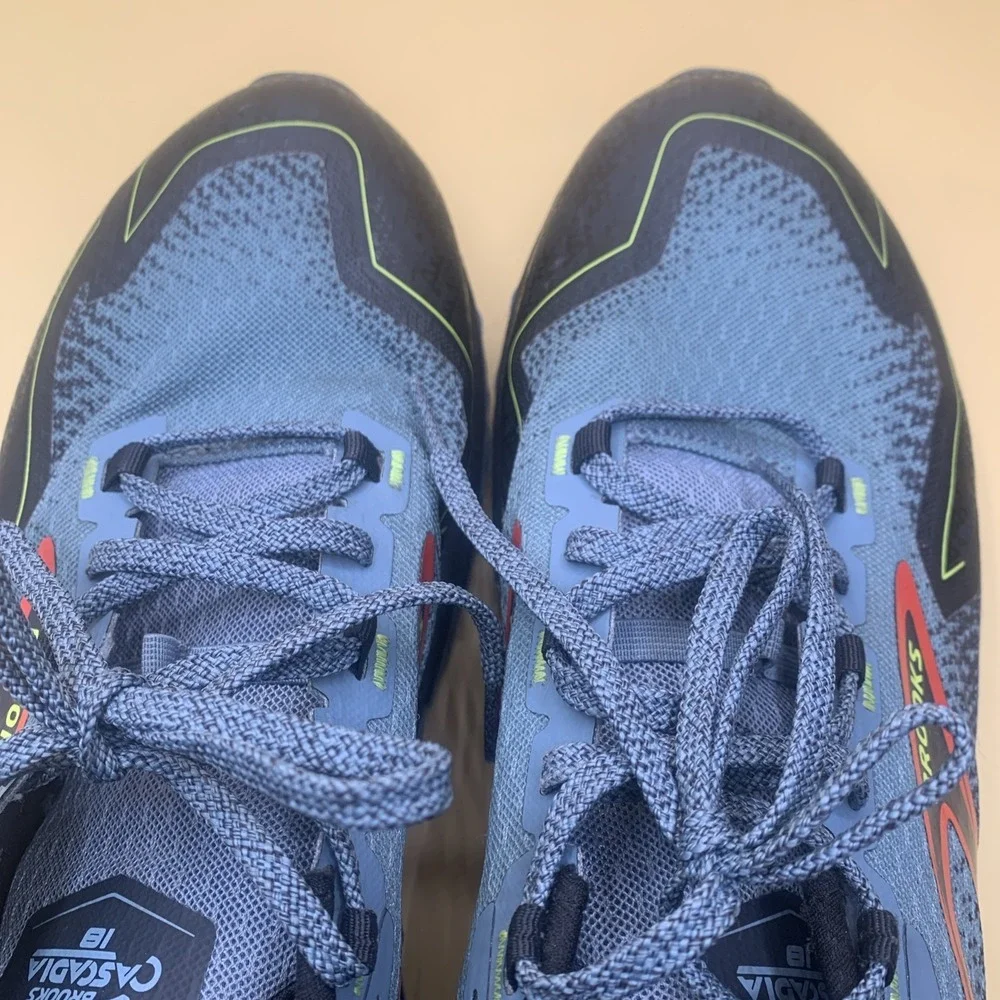 Brooks Cascadia 18 Trail Running Shoes Men's 10.5 EE Hike Climb Run Hoka Inserts